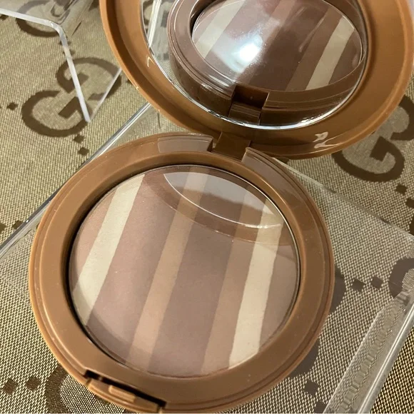 Belle Beauty Bronzabelle Tuscan Sun Bronzer - Picture 1 of 4
